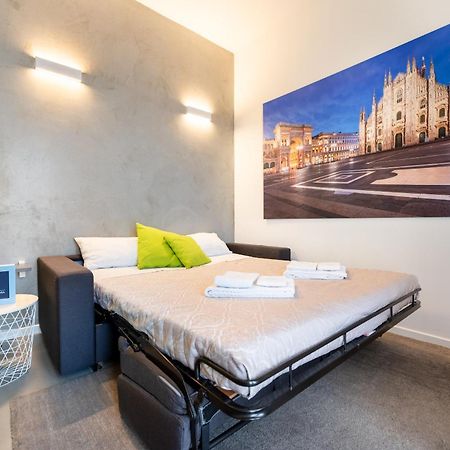B&B Maison Azzurra Malpensa トゥルビーゴ エクステリア 写真